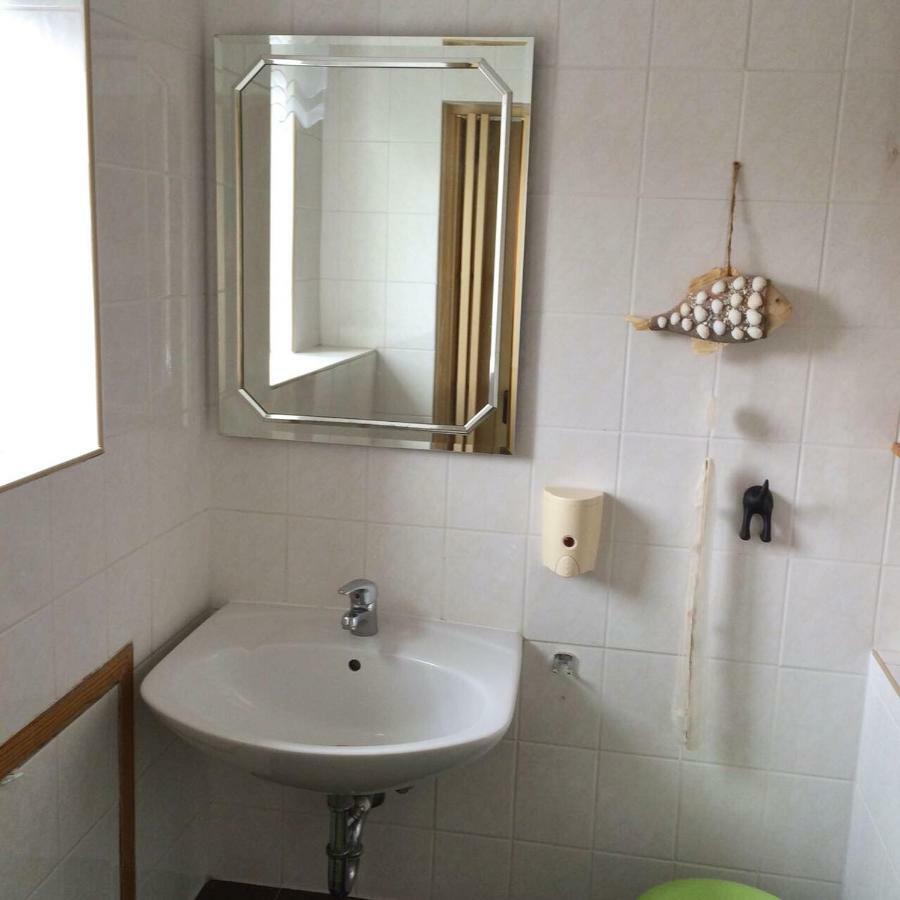 Apart Ferienwohnung Warnemunde Rostock Esterno foto